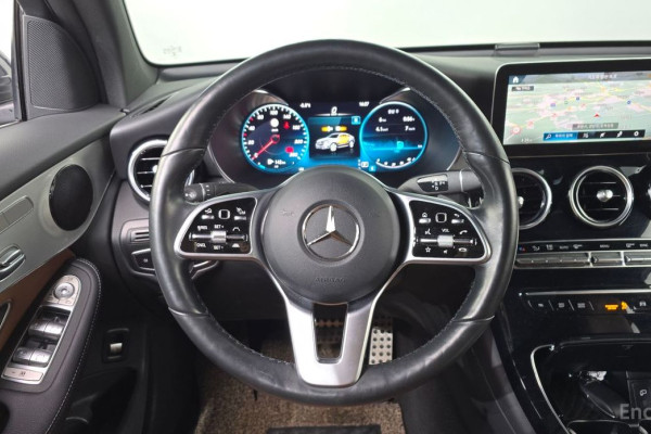 2021 Mercedes-Benz GLC с пробегом 73 947 км