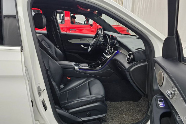 2021 Mercedes-Benz GLC с пробегом 133 000 км