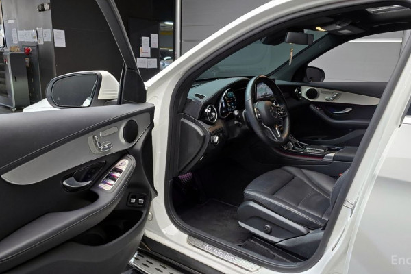 2021 Mercedes-Benz GLC с пробегом 47 606 км