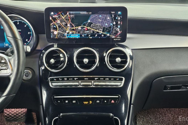 2021 Mercedes-Benz GLC с пробегом 133 000 км