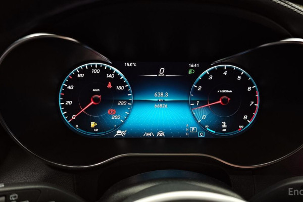 2022 Mercedes-Benz GLC с пробегом 66 827 км