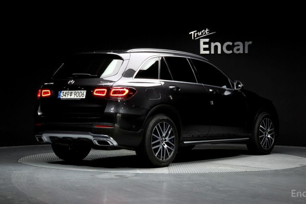 2022 Mercedes-Benz GLC с пробегом 58 929 км