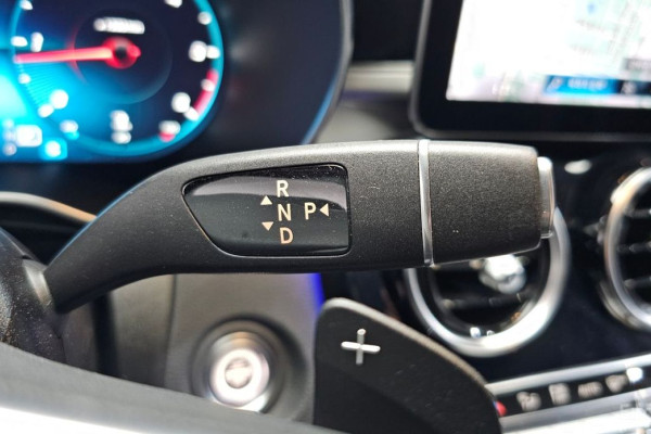 2021 Mercedes-Benz GLC с пробегом 49 241 км