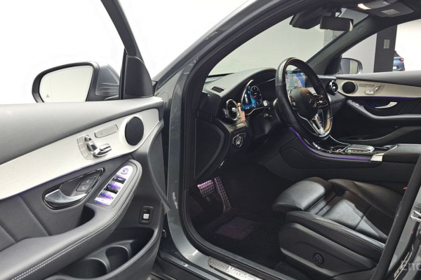 2021 Mercedes-Benz GLC с пробегом 49 241 км