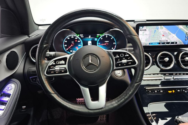 2021 Mercedes-Benz GLC с пробегом 49 241 км