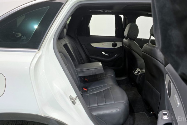 2021 Mercedes-Benz GLC с пробегом 96 298 км