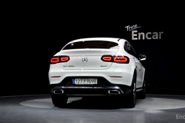 2021 Mercedes-Benz GLC с пробегом 49 309 км