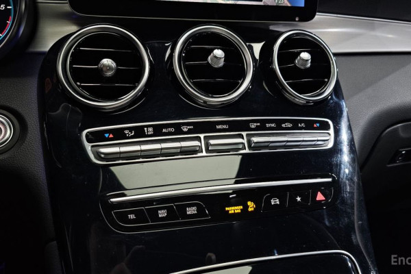 2021 Mercedes-Benz GLC с пробегом 49 241 км