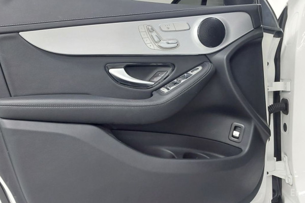 2021 Mercedes-Benz GLC с пробегом 47 029 км