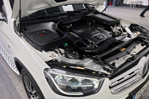 2021 Mercedes-Benz GLC с пробегом 72 854 км
