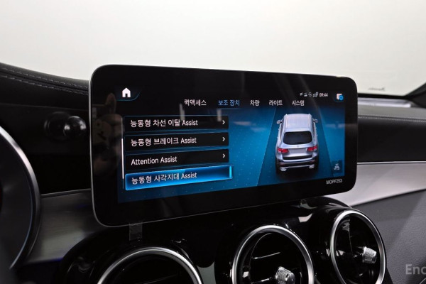 2021 Mercedes-Benz GLC с пробегом 96 298 км