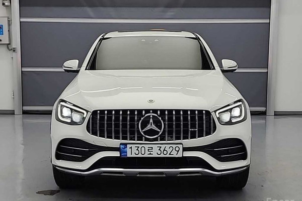 2021 Mercedes-Benz GLC с пробегом 109 990 км