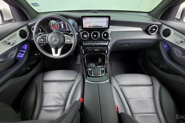 2021 Mercedes-Benz GLC с пробегом 72 854 км