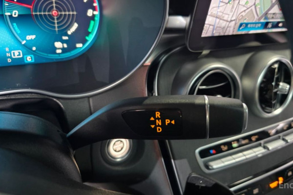 2021 Mercedes-Benz GLC с пробегом 49 309 км