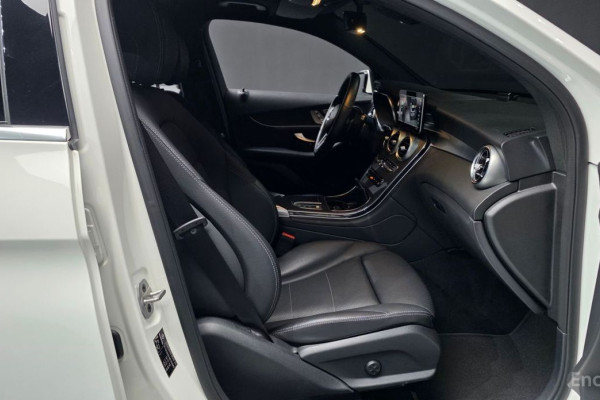 2021 Mercedes-Benz GLC с пробегом 49 309 км