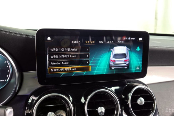 2021 Mercedes-Benz GLC с пробегом 72 854 км