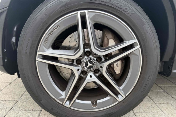 2022 Mercedes-Benz GLC с пробегом 128 000 км