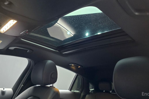 2021 Mercedes-Benz GLC с пробегом 49 309 км