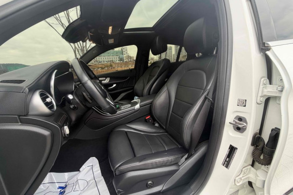 2022 Mercedes-Benz GLC с пробегом 128 000 км