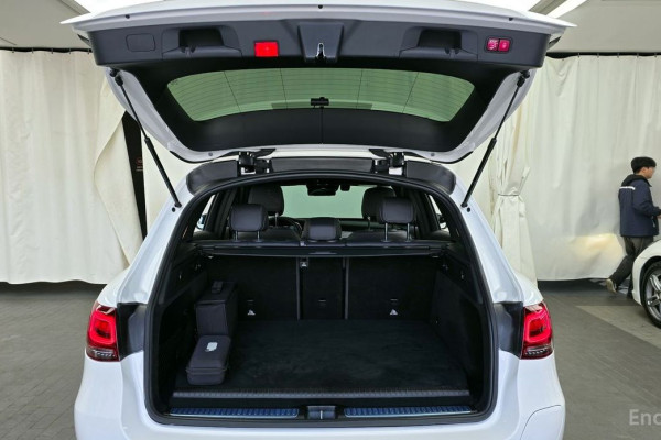 2021 Mercedes-Benz GLC с пробегом 72 854 км