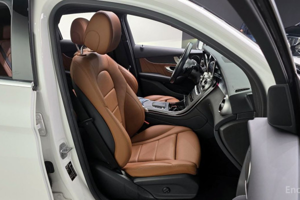 2021 Mercedes-Benz GLC с пробегом 66 121 км