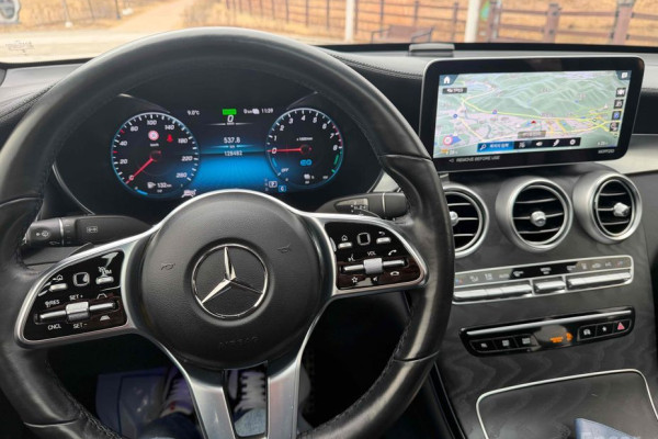 2022 Mercedes-Benz GLC с пробегом 128 000 км