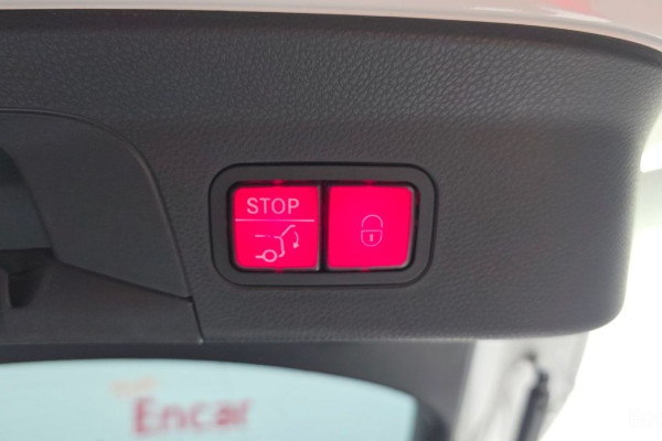 2021 Mercedes-Benz GLC с пробегом 66 121 км