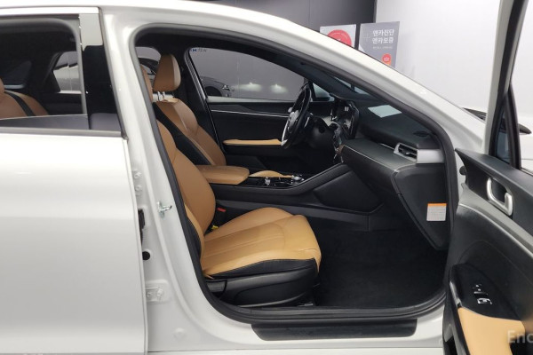 2022 Kia K5 с пробегом 97 878 км