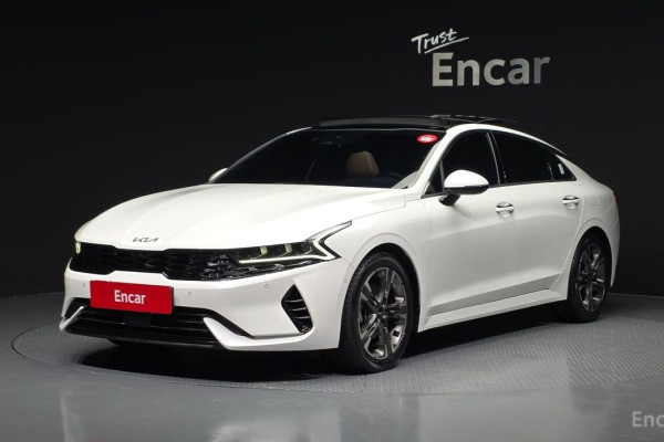 2022 Kia K5 с пробегом 75 812 км