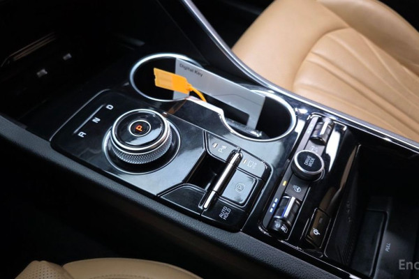 2022 Kia K5 с пробегом 75 812 км