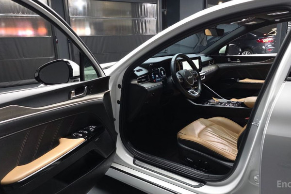 2022 Kia K5 с пробегом 75 812 км