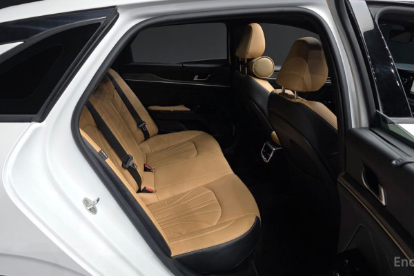 2022 Kia K5 с пробегом 75 812 км