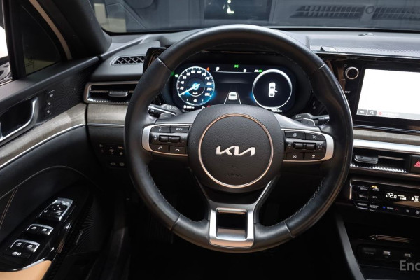 2022 Kia K5 с пробегом 75 812 км