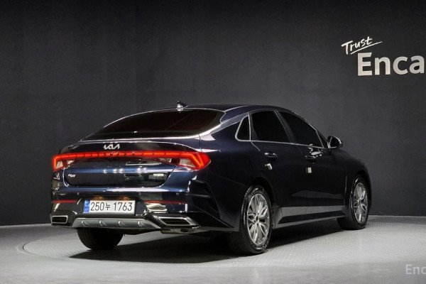 2022 Kia K5 с пробегом 83 833 км