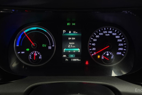 2022 Kia K5 с пробегом 118 975 км