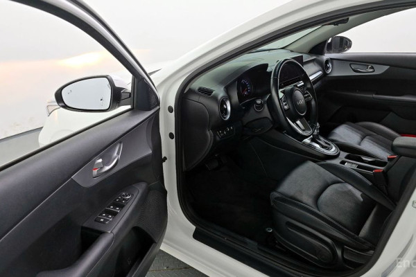 2021 Kia K3 с пробегом 84 606 км