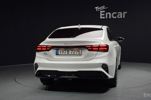 2022 Kia K3 с пробегом 39 780 км