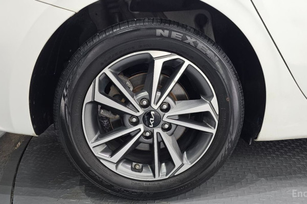 2021 Kia K3 с пробегом 102 538 км