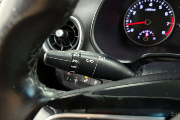 2021 Kia K3 с пробегом 84 606 км