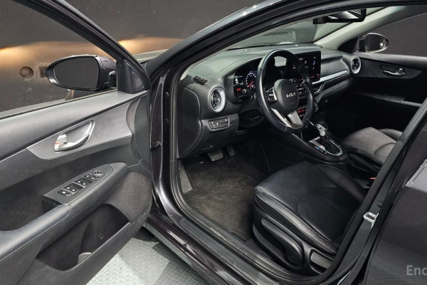 2021 Kia K3 с пробегом 61 978 км