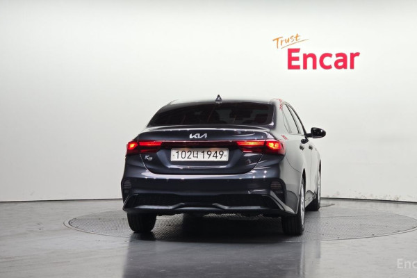 2021 Kia K3 с пробегом 77 893 км