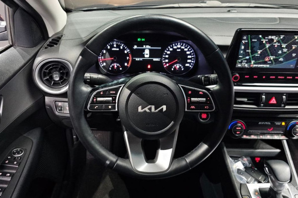 2022 Kia K3 с пробегом 49 905 км