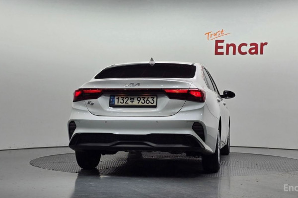 2022 Kia K3 с пробегом 98 440 км