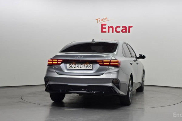 2021 Kia K3 с пробегом 85 998 км