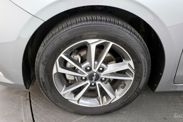 2021 Kia K3 с пробегом 85 998 км