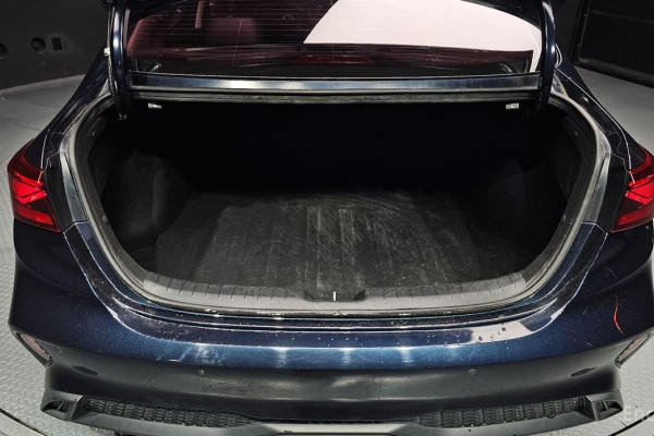 2022 Kia K3 с пробегом 49 905 км