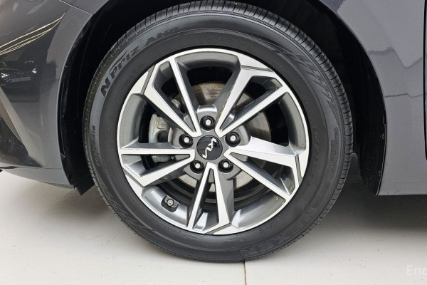 2022 Kia K3 с пробегом 83 936 км