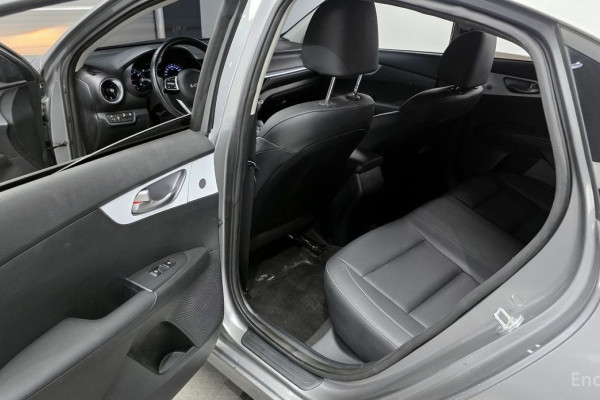 2021 Kia K3 с пробегом 85 998 км