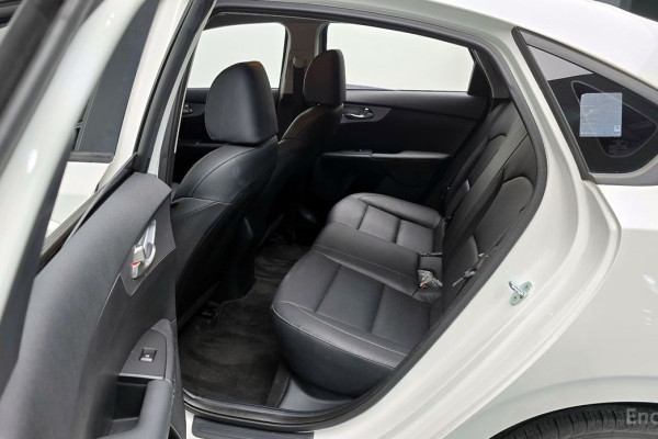 2022 Kia K3 с пробегом 98 440 км