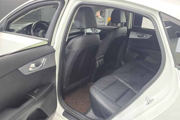 2022 Kia K3 с пробегом 54 188 км